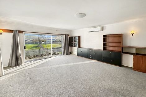 Photo of property in 216 Waddington Drive, Naenae, Lower Hutt, 5011