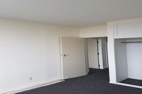 Photo of property in Beresford Apartments, 17/118 Russell Terrace, Berhampore, Wellington, 6023