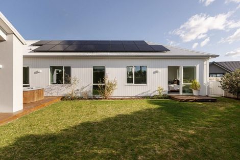 Photo of property in 30 Colpoma Close, Papamoa Beach, Papamoa, 3118