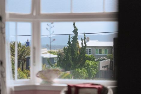 Photo of property in 48 Manly Street, Paraparaumu Beach, Paraparaumu, 5032