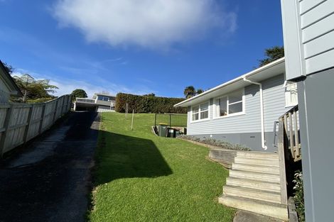 Photo of property in 8 Beswick Place, Birkdale, Auckland, 0626