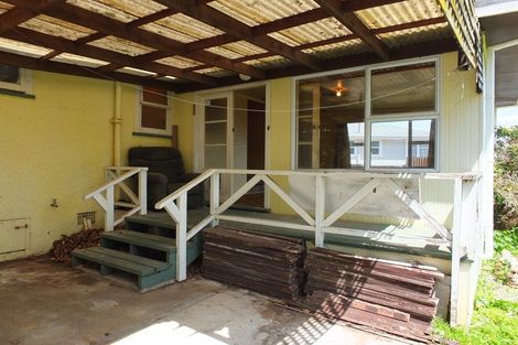 Photo of property in 43 Park Street, Foxton, 4814