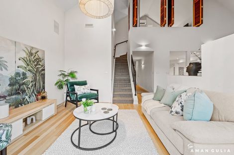 Photo of property in 86a Wiseley Road, West Harbour, Auckland, 0618