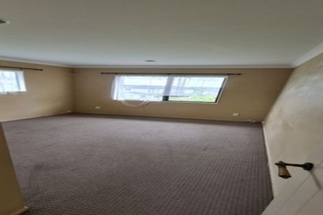 Photo of property in 24 Vireya Court, Goodwood Heights, Auckland, 2105