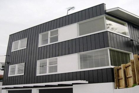 Photo of property in 2/130 Forbury Road, Saint Clair, Dunedin, 9012