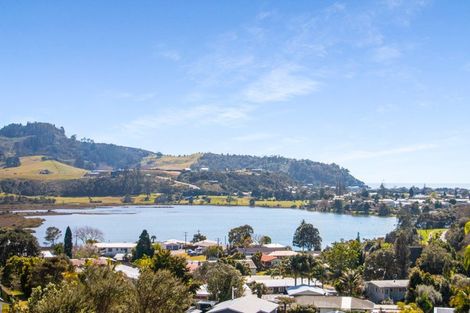 Photo of property in 30 Windsor Drive, Tairua, 3508