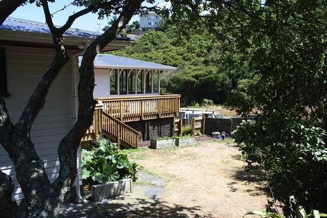 Photo of property in 50 Melrose Road, Island Bay, Wellington, 6023