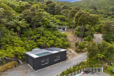 Photo of property in 279 Queen Charlotte Drive, Havelock, Picton, 7281