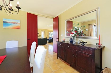 Photo of property in 158 Avenue Road, Greenmeadows, Napier, 4112