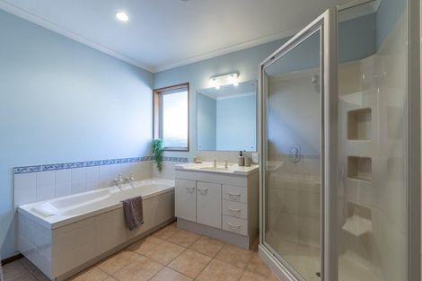 Photo of property in 48 Glasnevin Drive, Casebrook, Christchurch, 8051