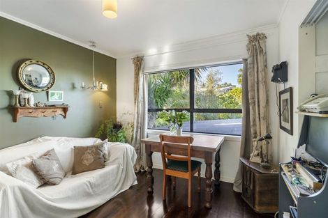 Photo of property in 1/37 Wolsley Avenue, Milford, Auckland, 0620