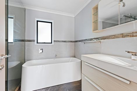 Photo of property in 48a Cambridge Road, Judea, Tauranga, 3110