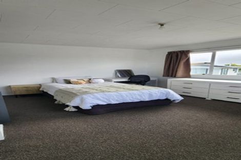 Photo of property in 607 Huia Street, Camberley, Hastings, 4120