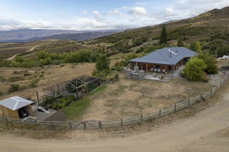 Photo of property in 443 Waikerikeri Vly Road, Waikerikeri, Alexandra, 9391