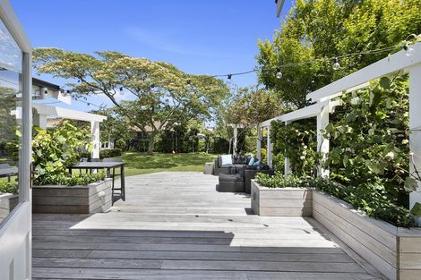 Photo of property in 54 Barrett Street, Westown, New Plymouth, 4310