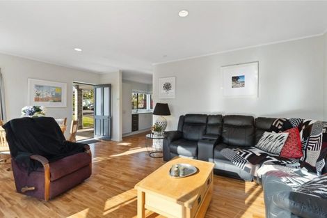 Photo of property in 223/19 Matipo Road, Mairangi Bay, Auckland, 0630