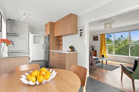 Photo of property in 28 Annandale Street, Lynmouth, New Plymouth, 4310