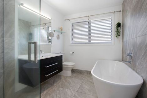 Photo of property in 5 Mural Drive, Katikati, 3129