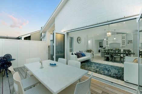 Photo of property in 6 Pebble Beach Way, Papamoa Beach, Papamoa, 3118