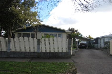 Photo of property in 19 Herbert Avenue, Cloverlea, Palmerston North, 4412
