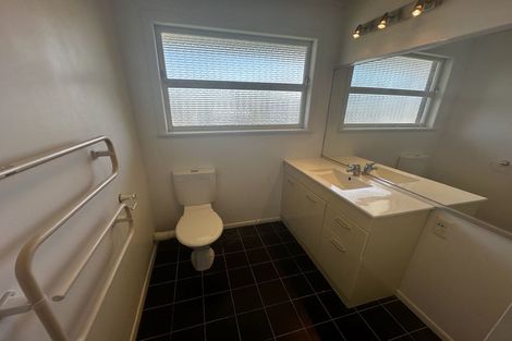 Photo of property in 88 Exmouth Road, Northcote, Auckland, 0627