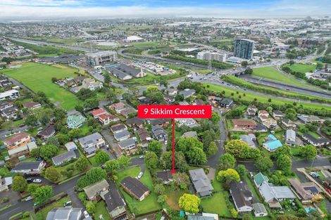 Photo of property in 9 Sikkim Crescent, Clover Park, Auckland, 2019