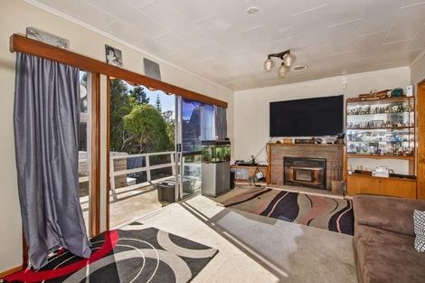 Photo of property in 28 Meldrum Street, Te Kamo, Whangarei, 0112