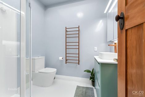 Photo of property in 14 Trafalgar Street, Waiwhetu, Lower Hutt, 5010