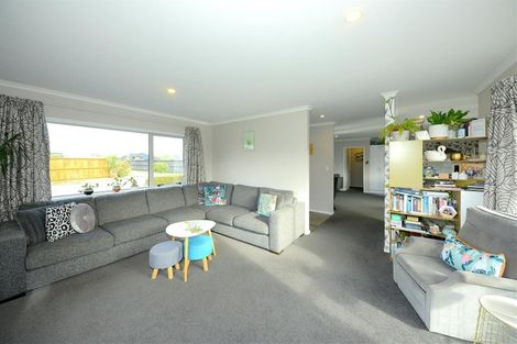 Photo of property in 7 Raymond Place, West Melton, 7618