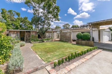 Photo of property in 5 Casey Avenue, Fairfield, Hamilton, 3214