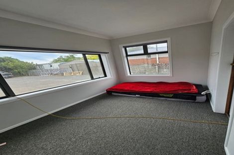 Photo of property in 328 Tay Street, Turnbull Thomson Park, Invercargill, 9810