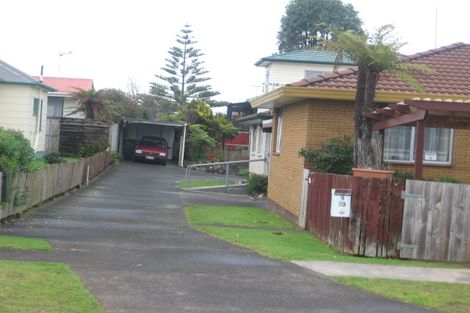 Photo of property in 2/13 Alexander Street, Papakura, 2110