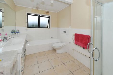 Photo of property in 19 Claude Road, Hillpark, Auckland, 2102