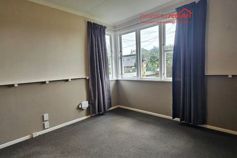 Photo of property in 8 Rimu Street, Waikanae, 5036