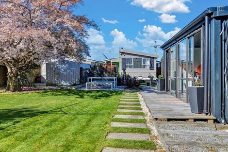 Photo of property in 47 Kings Avenue, Waikuku Beach, 7402