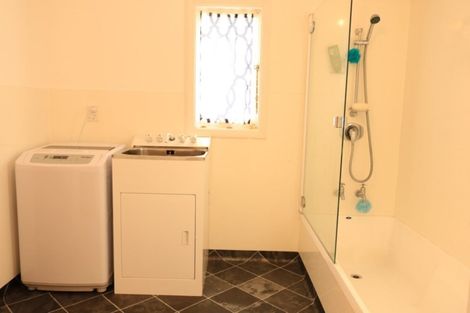 Photo of property in 16 Punga Street, Tangimoana, 4822