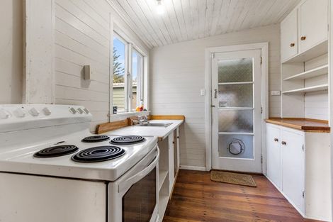 Photo of property in 176 Huatoki Street, Upper Vogeltown, New Plymouth, 4310