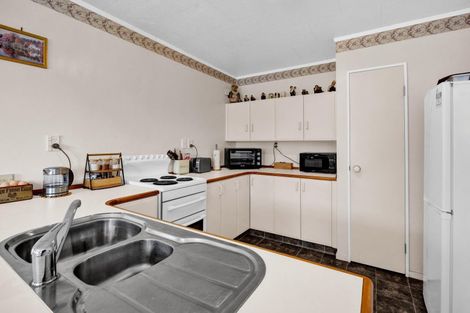 Photo of property in 57 Murray Avenue, Hawera, 4610