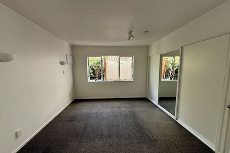 Photo of property in 2b Braemar Road, Castor Bay, Auckland, 0620