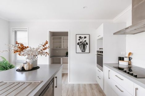 Photo of property in 43 Te Wharo Drive, Papamoa, 3118