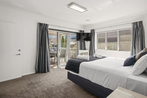 Photo of property in 4 Rutherford Crescent, Hanmer Springs, 7334