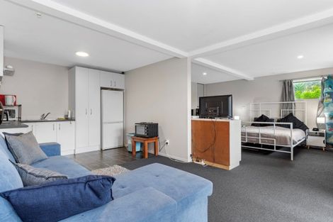 Photo of property in 18 James Cook Drive, Welcome Bay, Tauranga, 3112