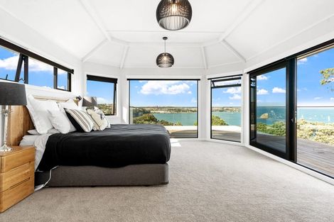 Photo of property in 75 Tiri Road, Manly, Whangaparaoa, 0930