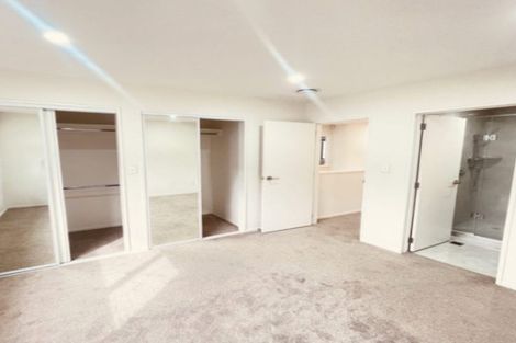 Photo of property in 4/2 Smiths Avenue, Papakura, 2110