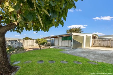 Photo of property in 35 Camellia Avenue, Bell Block, New Plymouth, 4312