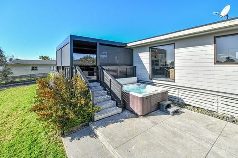 Photo of property in 12 Mareretu Avenue, Patumahoe, Pukekohe, 2679