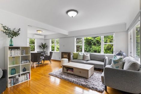 Photo of property in 4 Arapiko Street, Johnsonville, Wellington, 6037