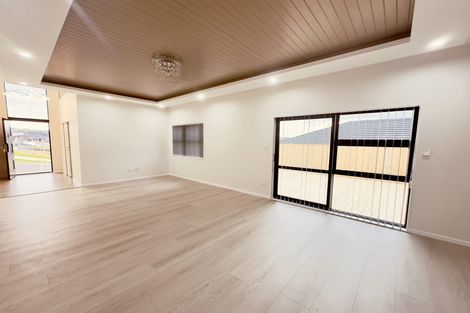 Photo of property in 10 Viv Green Place, Pokeno, 2402