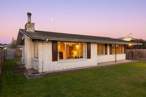 Photo of property in 18 Newbourne Crescent, Redwoodtown, Blenheim, 7201