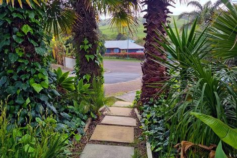 Photo of property in 5 Empressa Heights, Helensville, 0800